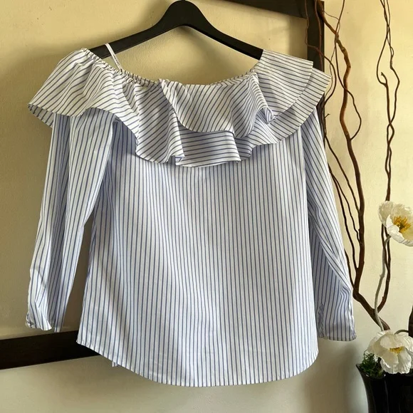 NWT Calvin Klein blue white ruffled neck one cold shoulder blouse - Picture 1 of 8